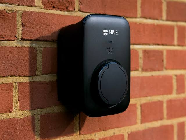 7 Questions About Installing a Home EV Charger in the UK